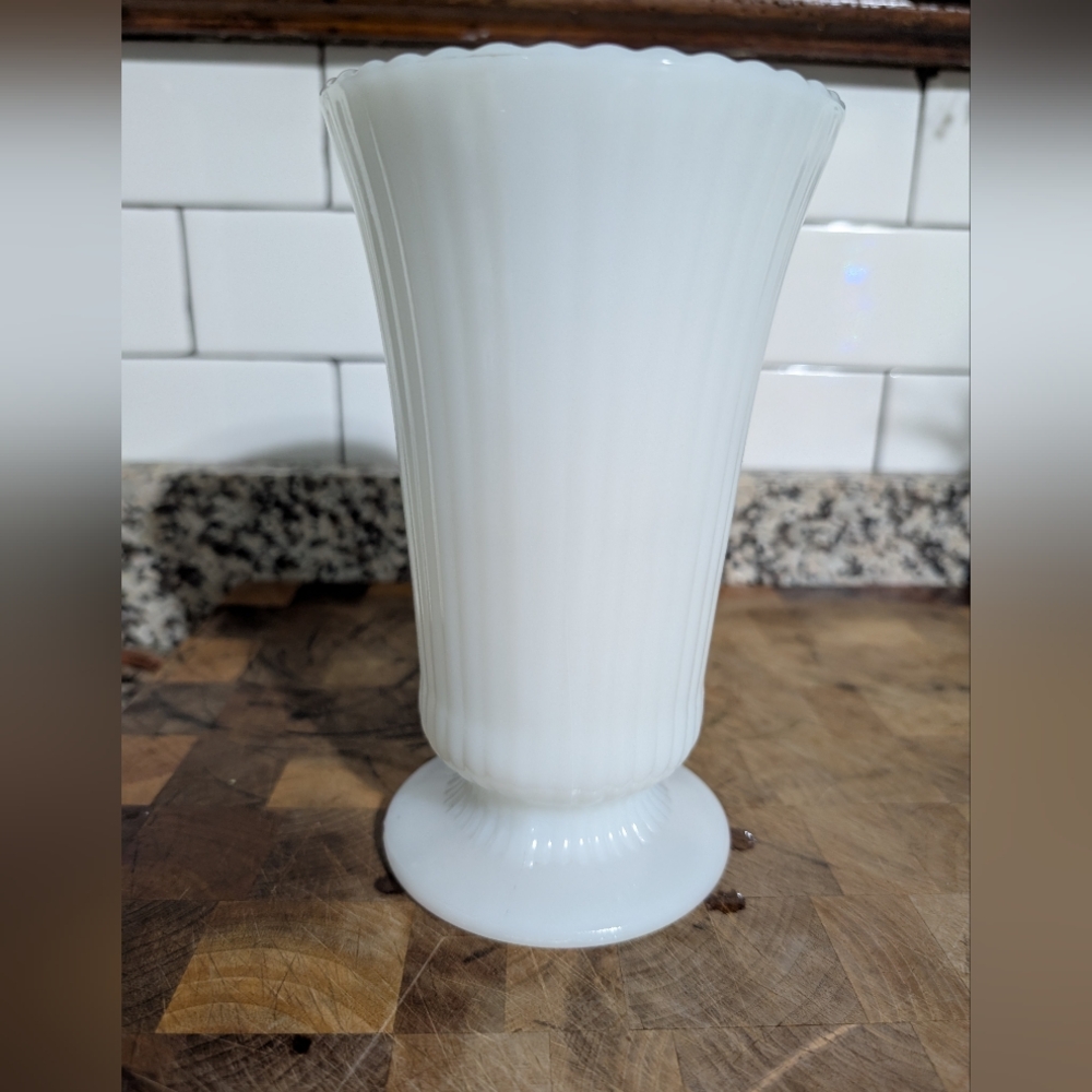 Vintage E.O Brody Co Milk Glass Vase